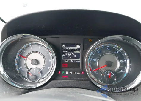 2014 Chrysler Town & Country Touring from USA, damaged, VIN 2C4RC1BG2ER413789